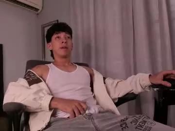 isaac_cryston from Chaturbate