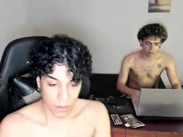 isidroglasc from Chaturbate