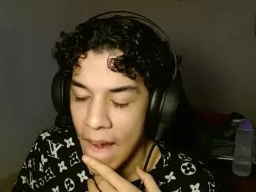 isidroglasc from Chaturbate
