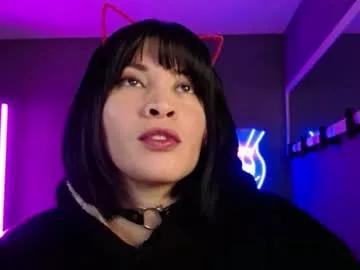 isis_diosa from Chaturbate