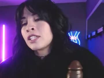 isis_diosa from Chaturbate