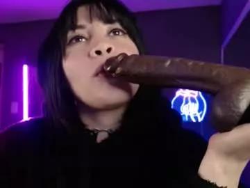 isis_diosa from Chaturbate