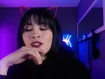 isis_diosa from Chaturbate