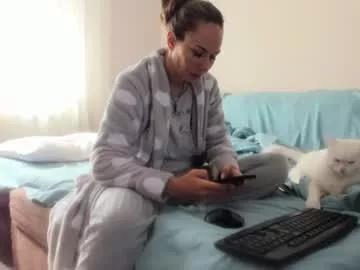 issabelle_69 from Chaturbate