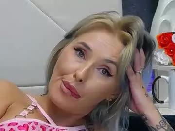 issasmyth from Chaturbate