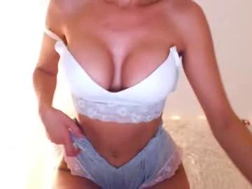 j_e_e_s_i_c_a from Chaturbate
