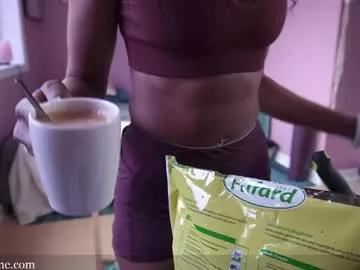 jada_valentine from Chaturbate