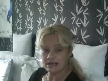 jakkilouise from Chaturbate