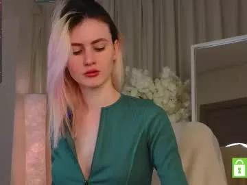 jennyfer_me from Chaturbate