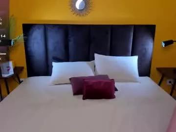 jessie_curlyy from Chaturbate