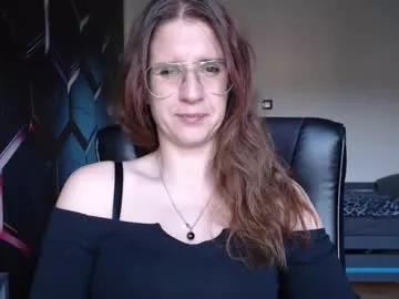 kayalips from Chaturbate
