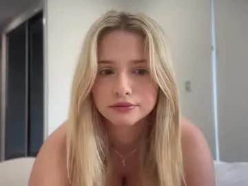Kaylaaaa111 from Chaturbate