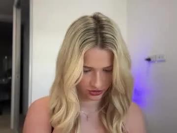Kaylaaaa111 from Chaturbate