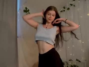 kelly_ember from Chaturbate