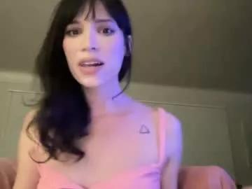 kikihart from Chaturbate
