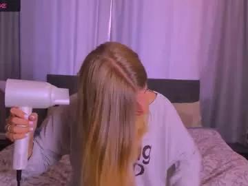 kirraa_ from Chaturbate
