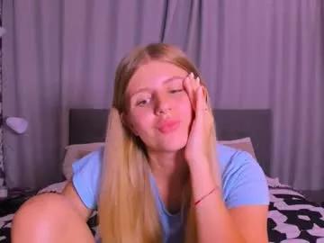 kirraa_ from Chaturbate