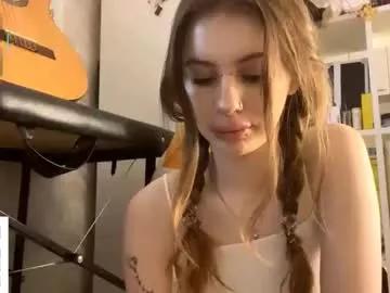 kissnotilt from Chaturbate