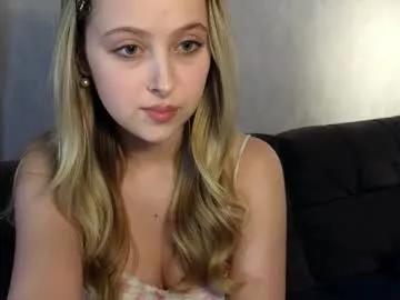 kittynchloe from Chaturbate