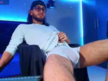 kuzzcoo from Chaturbate