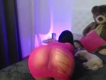 Kylie444 from Chaturbate