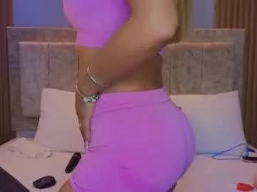laiamilf from Chaturbate