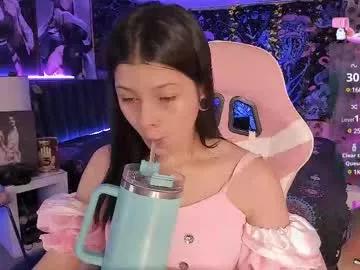 lanakyutt from Chaturbate
