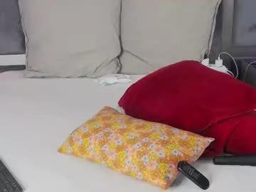 laravoss from Chaturbate