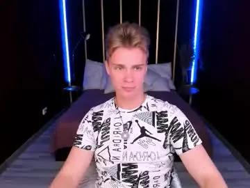 Lawrence_miles from Chaturbate