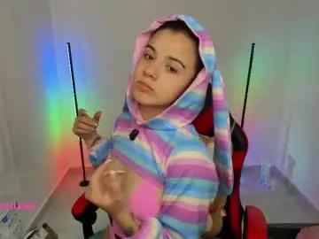layla_castilloo from Chaturbate