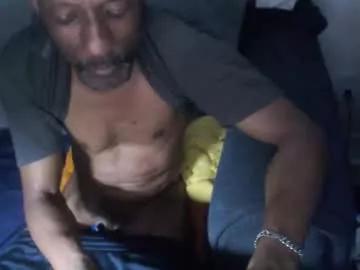 leeguy_hugedick from Chaturbate