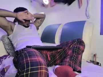 leenar_key from Chaturbate