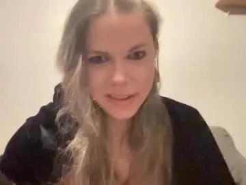 libbydeetzxxx from Chaturbate