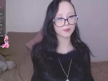 lilhornyprincess from Chaturbate