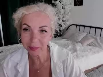 lilia_moons from Chaturbate