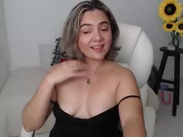 lilly_milf from Chaturbate