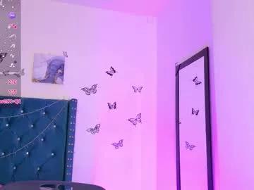 lilly_peach22 from Chaturbate
