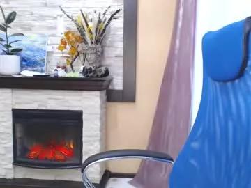 lilymellow from Chaturbate