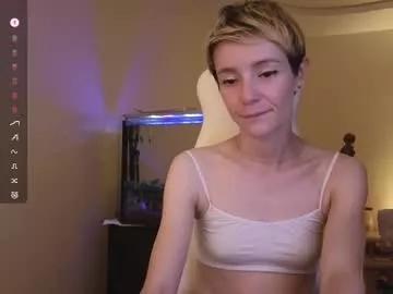 litllle_alis_a from Chaturbate