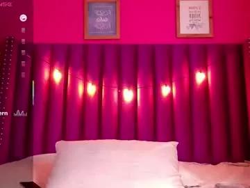 littleebonymommy from Chaturbate