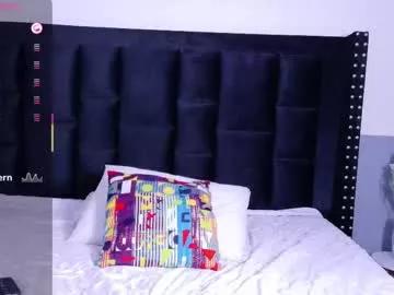 littleebonymommy from Chaturbate