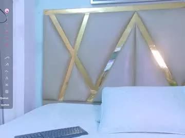 littleebonymommy from Chaturbate
