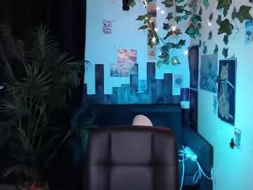 littlesadcabbage from Chaturbate