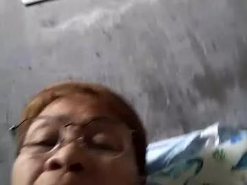 lolamommie from Chaturbate