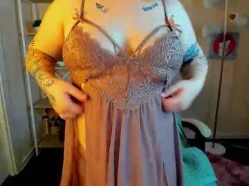 looly_rise from Chaturbate