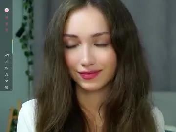 Loriamarzinske from Chaturbate