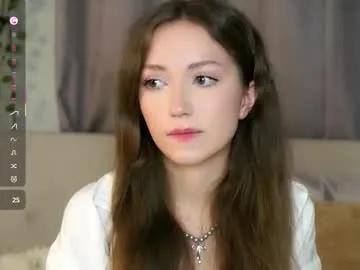 Loriamarzinske from Chaturbate