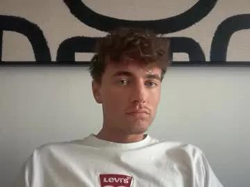 Luciancrowe from Chaturbate
