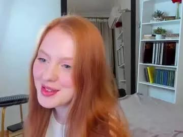 lulu_moons from Chaturbate