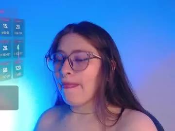 lylia_coliin from Chaturbate